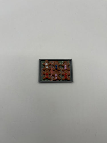 ZR273 - Tray of gingerbread men