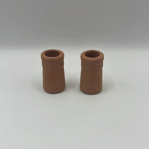 ACC004 - Pair of small terracotta chimney pots, 32mm high