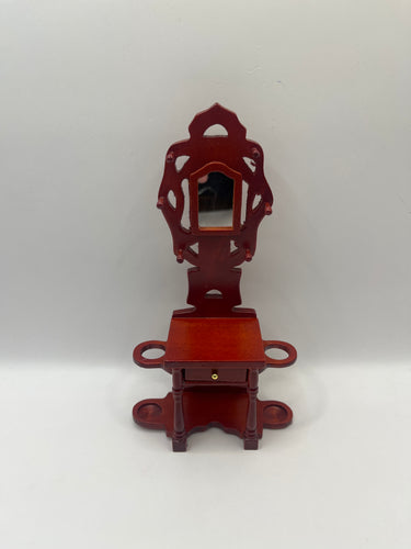 DEC025 - Fancy hall stand
