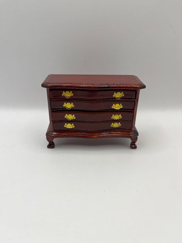 AB004 - Mahogany chest of drawers