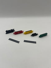 Load image into Gallery viewer, D528 - Metal toy train
