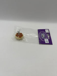 D2343 - Bowl of nuts