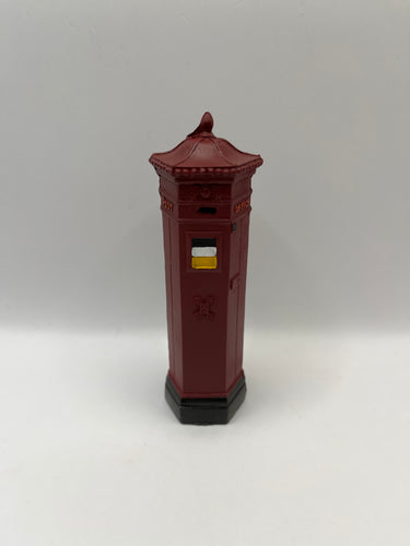 6082 - Victorian pillar box