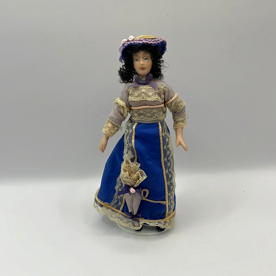 DOL073a - Lady in blue dress with parasol