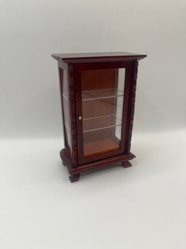 LOU002 - Display cabinet