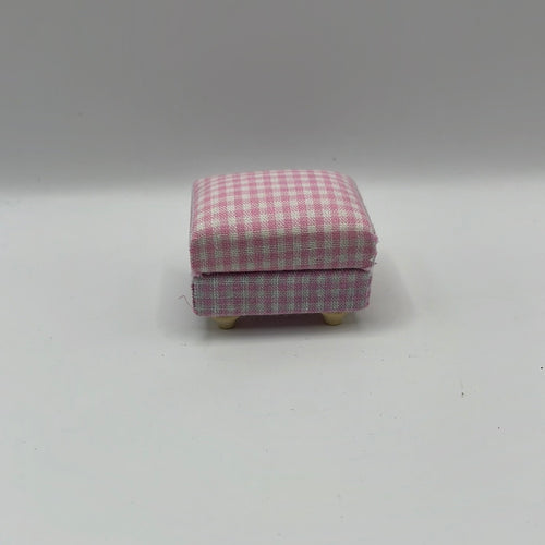 LOU108 - Pink checked footstool