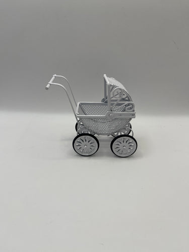 NUR114 - White metal pram