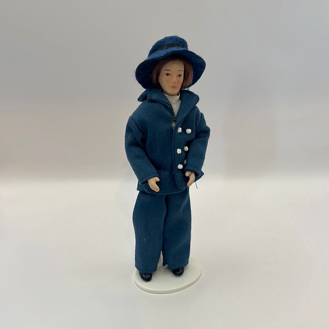 DOL018 - Man in blue set