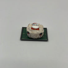 Load image into Gallery viewer, ZR187 - Decorated Christmas cake