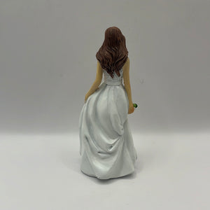 DOL159 - Resin bride figure