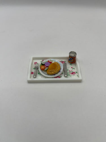 ZR188 - Dinner and drink on tray