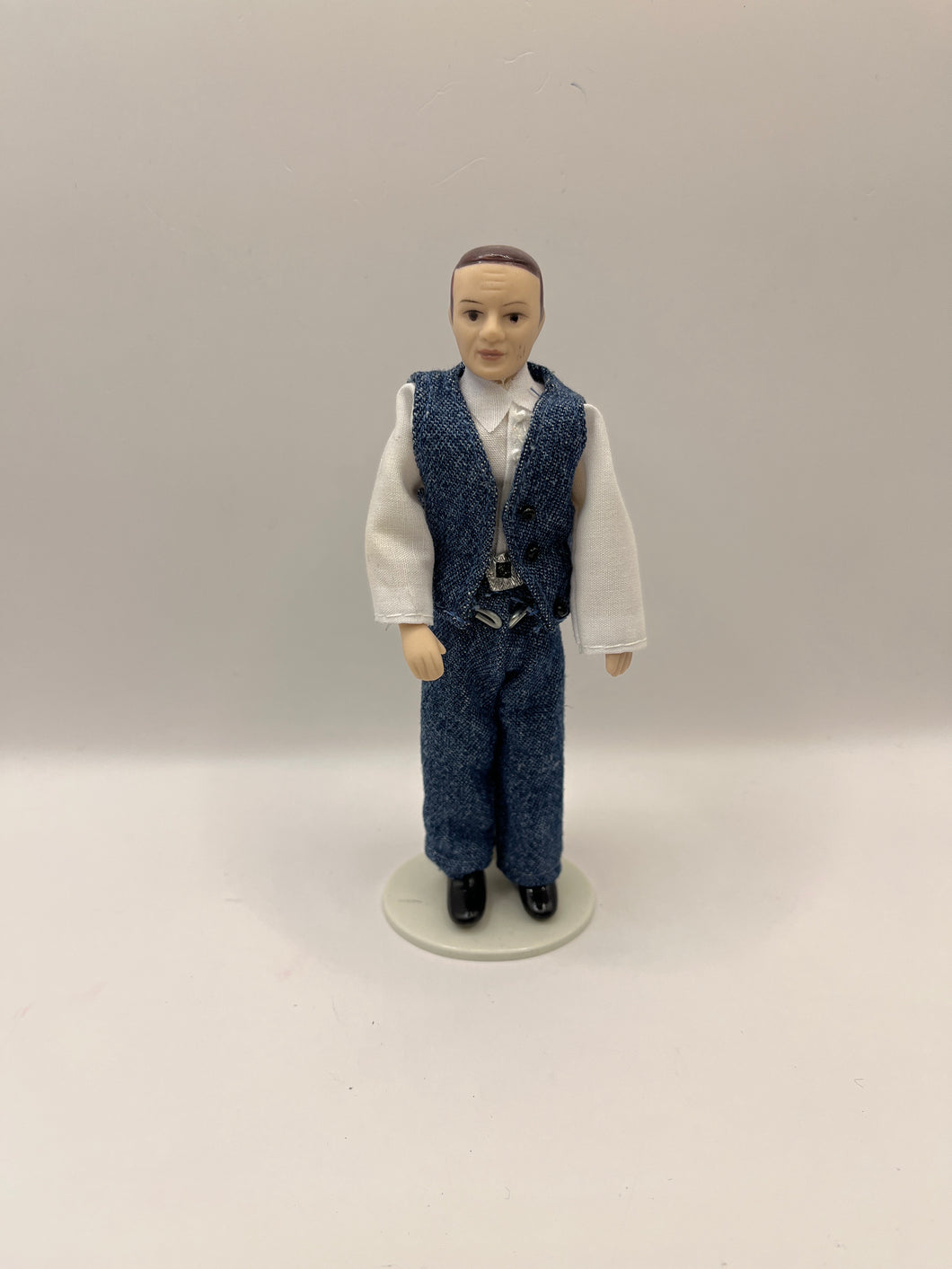 DOL067 - Man in denim outfit