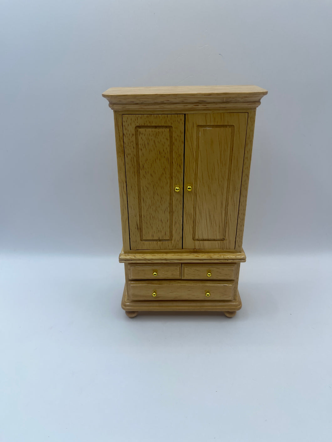 AB038 - Double wardrobe with drawers
