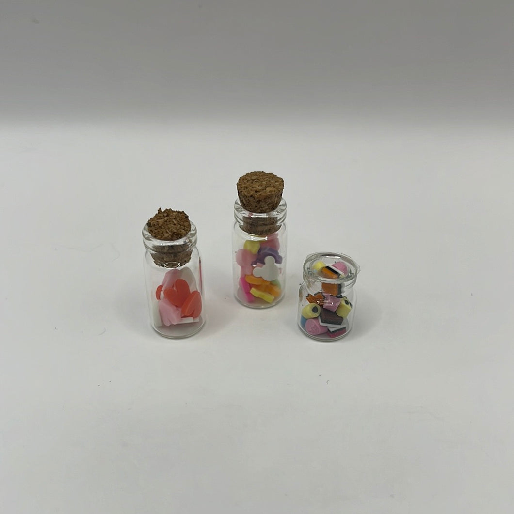 ACC186 - 3 jars of sweets