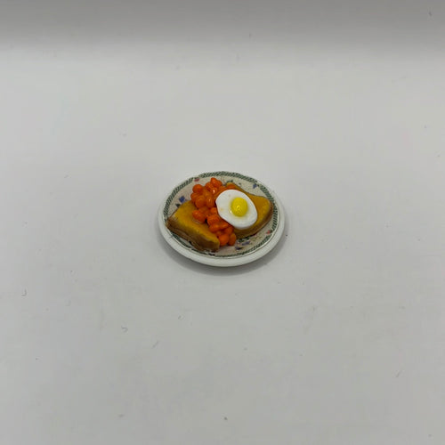 ZR173 - Fried egg and beans on toast