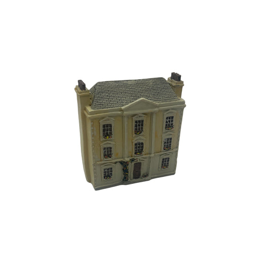 5956 - Montgomery Hall toy dolls house