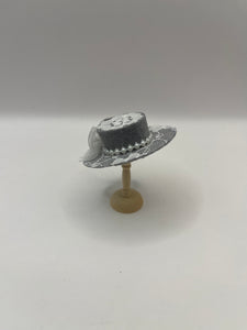 YD097 - Ladies fancy hat