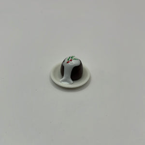 ZR182 - Christmas pudding with brandy cream