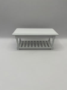 KIT003 - White kitchen prep table