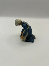 Load image into Gallery viewer, DP307 - Maid with bucket