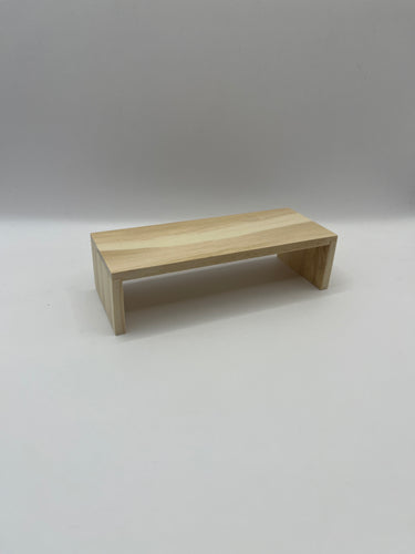 BEF181 - Bare wood low table or TV cabinet