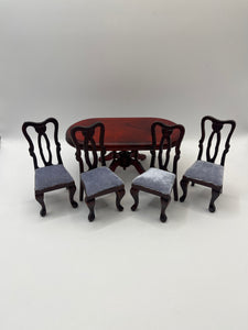 DIN001 - Formal dining table and chairs