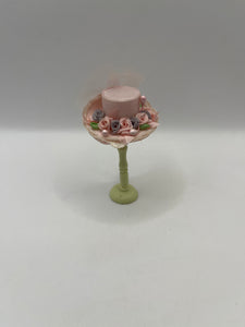 ACC139 - Hat on hat stand