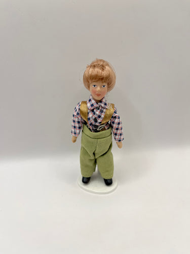 DOL104 - Boy in checked shirt