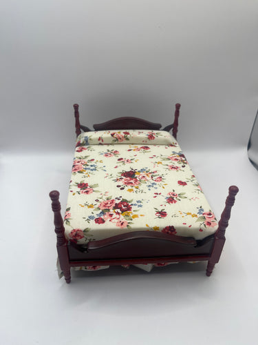 AB102 - Four poster mahogany double bed