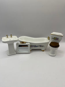 BA030 - Floral bathroom suite