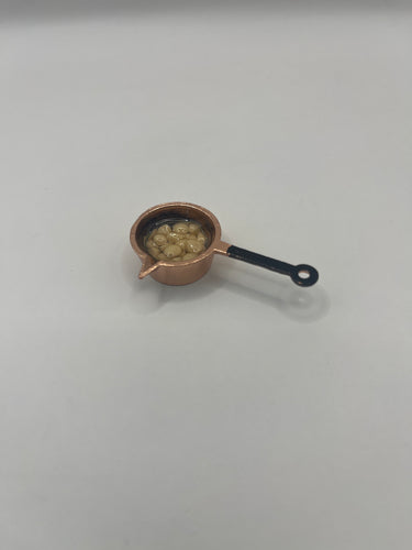ZR207 - Large saucepan of potatoes