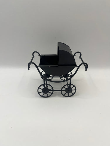 NUR087 - Black metal pram
