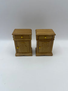 AB007 - Pair of bedside cabinets