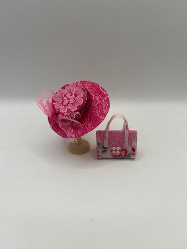 YD099 - Ladies hat and handbag