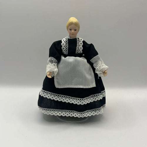 DOL006a - Maid doll