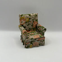 Load image into Gallery viewer, LOU072 - Floral armchair