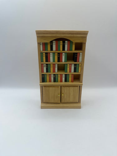STU031 - Large bookcase