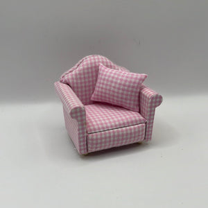 LOU107 - Pink checked armchair