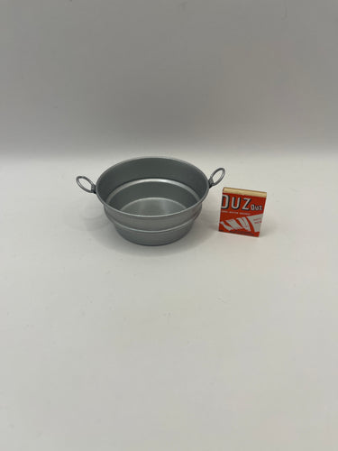 ACC387 - Laundry tub with powder