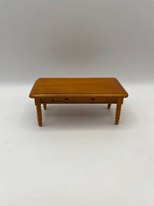 LOU017 - Coffee table with drawer