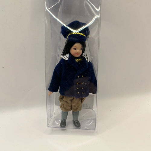 DOL016 - DHE Earl doll