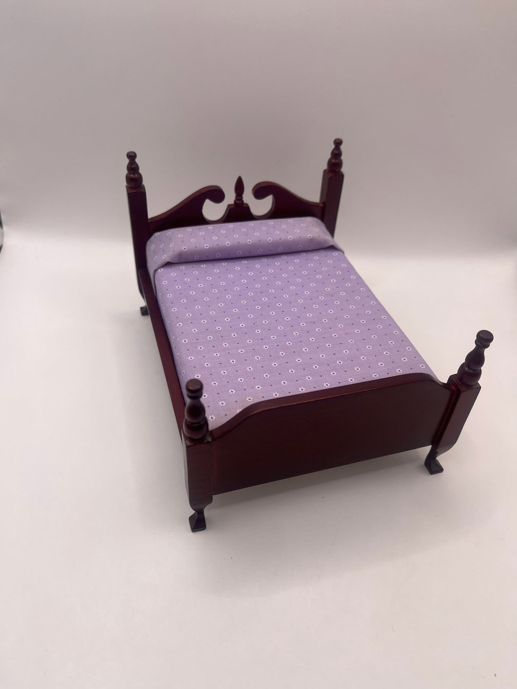 AB107 - Mahogany double bed