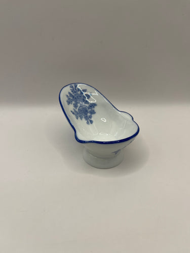 BA038 - Blue and white hip bath