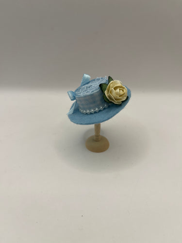YD098 - Ladies fancy hat