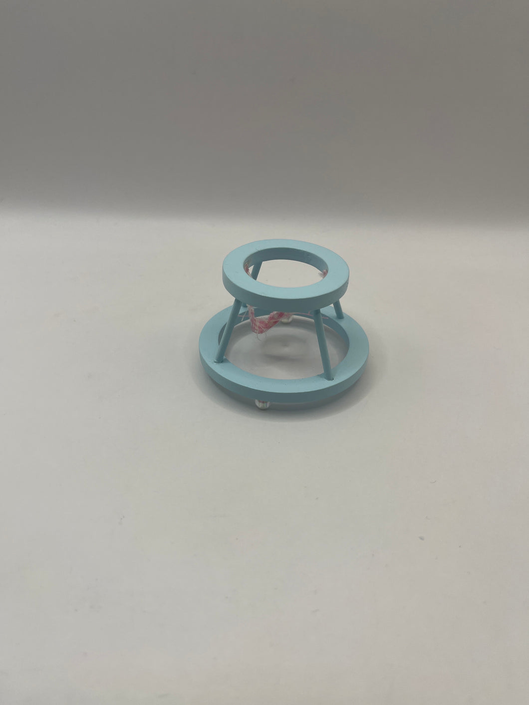 NUR026 - Pale blue baby walker