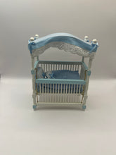 Load image into Gallery viewer, NUR002 - Canopy crib