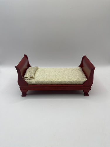 DF284 - Single sleigh bed