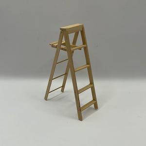 OUT022 - Tall wooden ladder