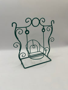 OUT009 - Green metal garden swing seat