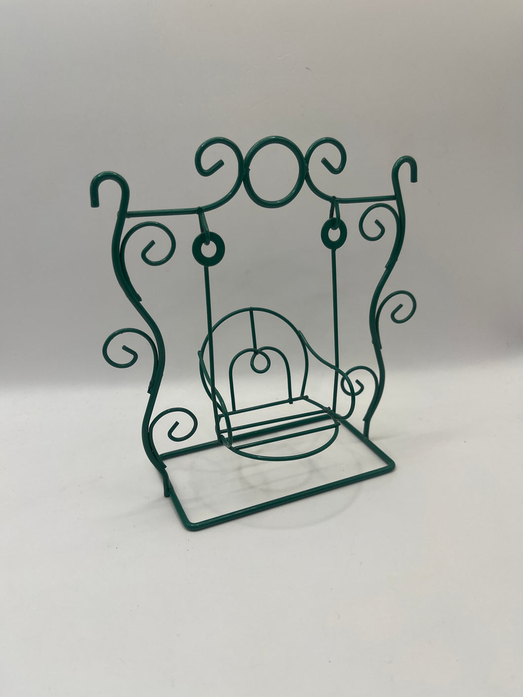 OUT009 - Green metal garden swing seat